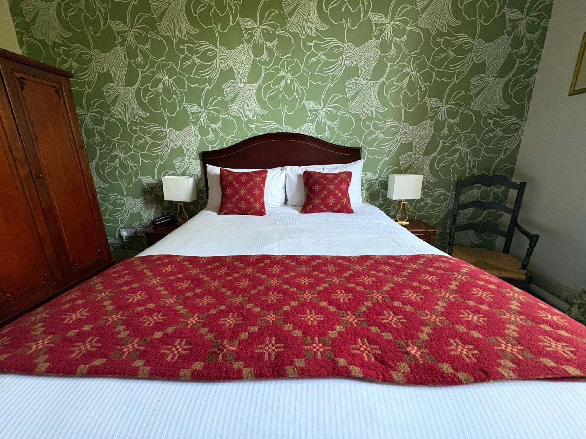The Falcondale At Отель