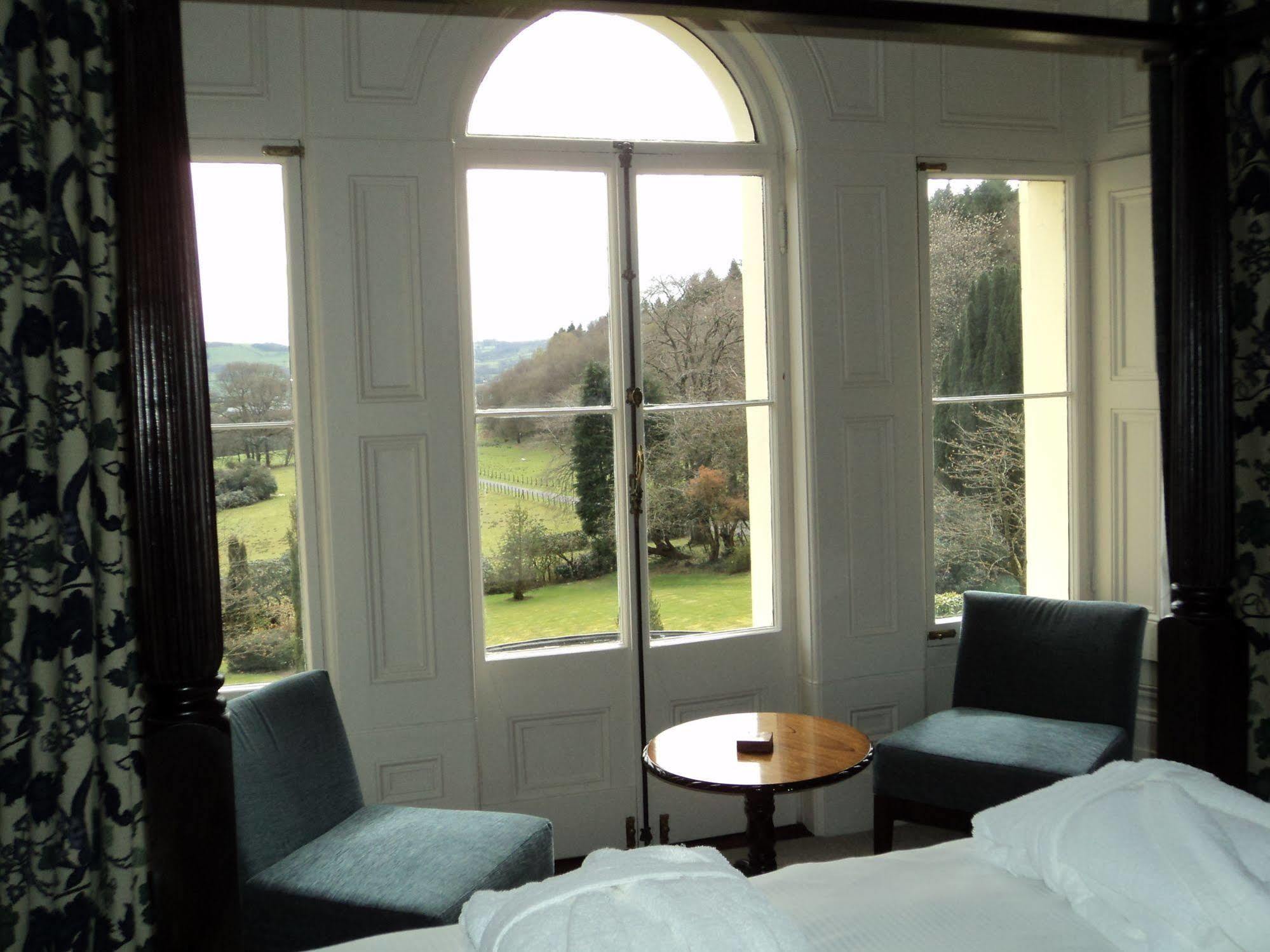 The Falcondale At 4*
